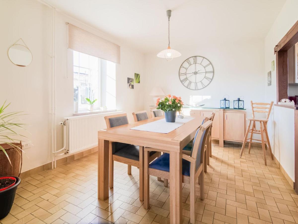 Pretty Farmhouse In Houffalize With Courtyard Eksteriør bilde
