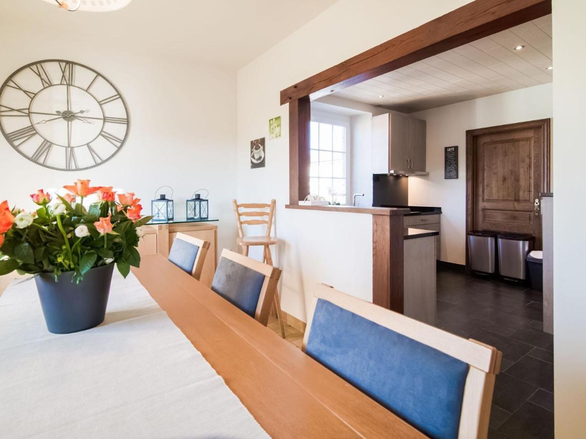 Pretty Farmhouse In Houffalize With Courtyard Eksteriør bilde