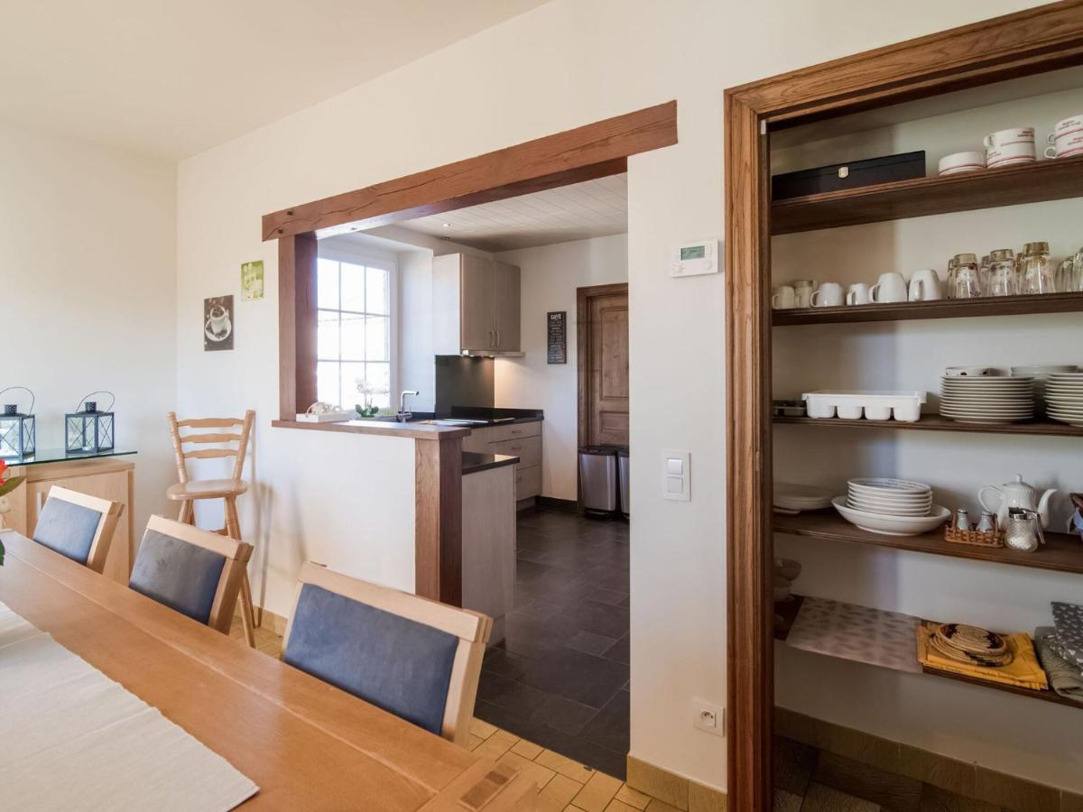 Pretty Farmhouse In Houffalize With Courtyard Eksteriør bilde
