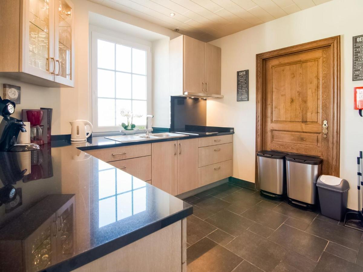 Pretty Farmhouse In Houffalize With Courtyard Eksteriør bilde
