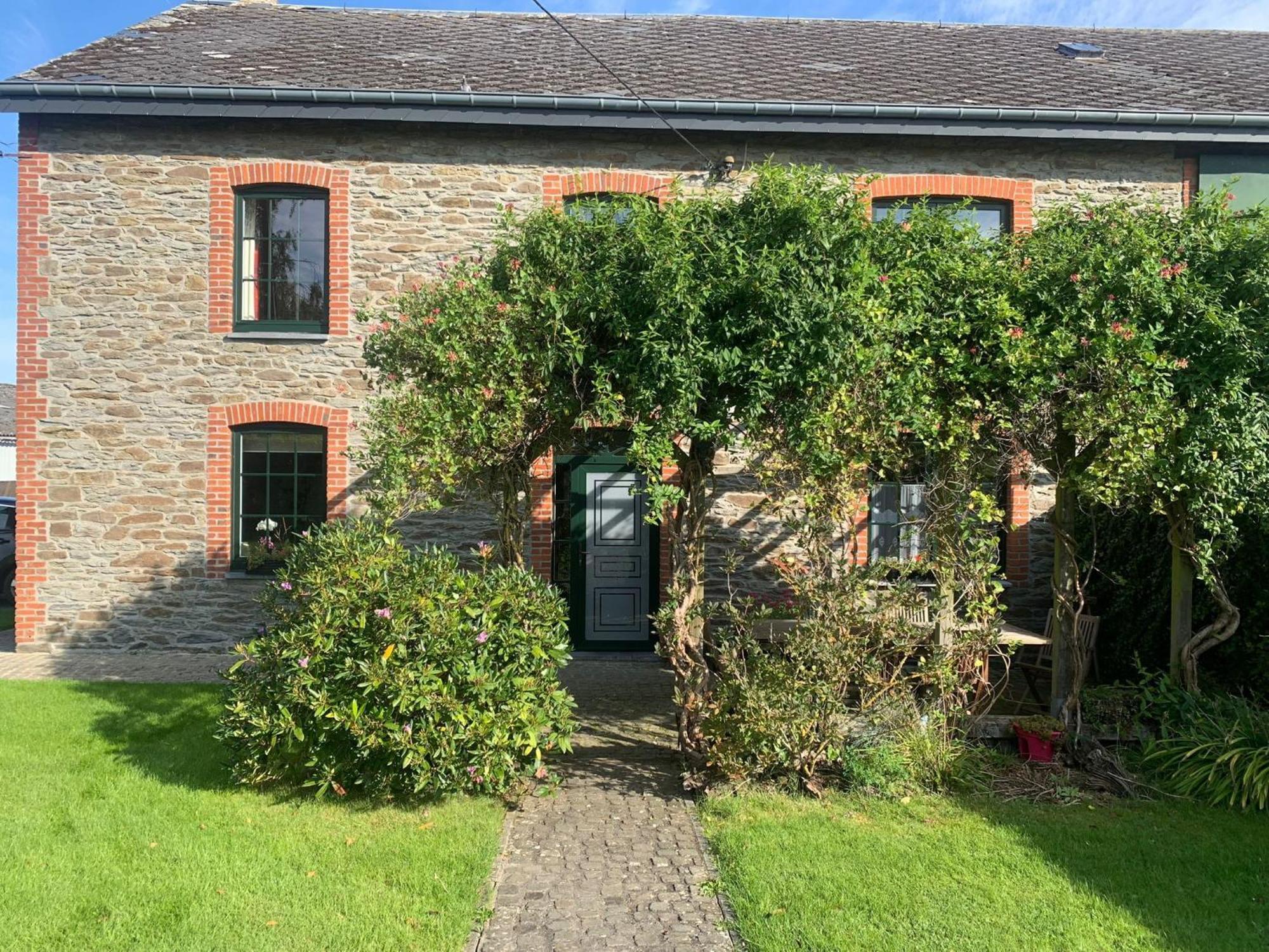 Pretty Farmhouse In Houffalize With Courtyard Eksteriør bilde